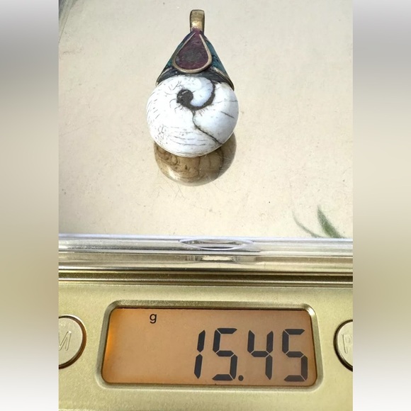 Vintage & unique ethnic tibetan tribal amulet yak bone inlay pendant handmade15g - Picture 7 of 7